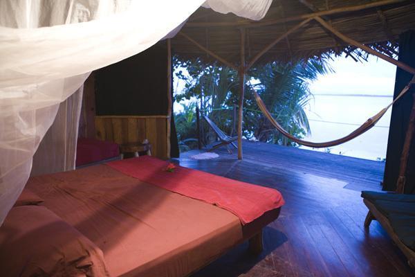 Al Natural Resort Bocas del Toro Room photo